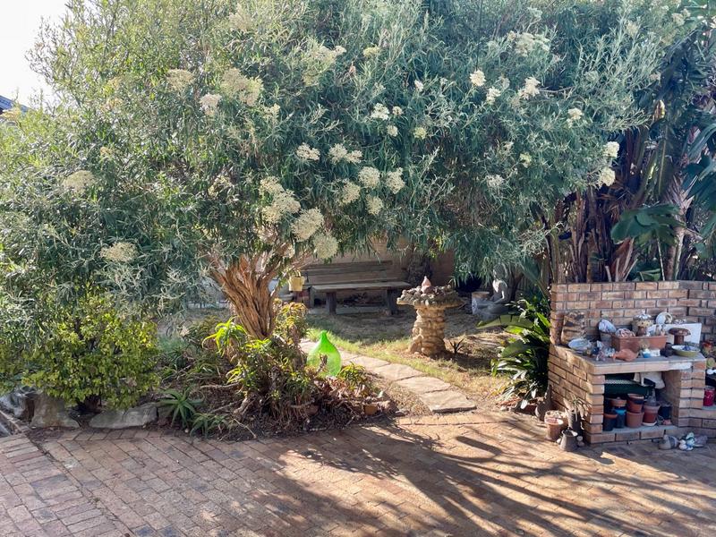 2 Bedroom Property for Sale in Fish Hoek Western Cape